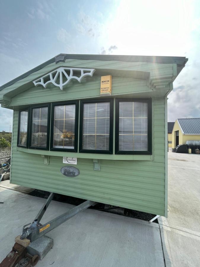 Seaside Chalet Βίλα Quilty Εξωτερικό φωτογραφία