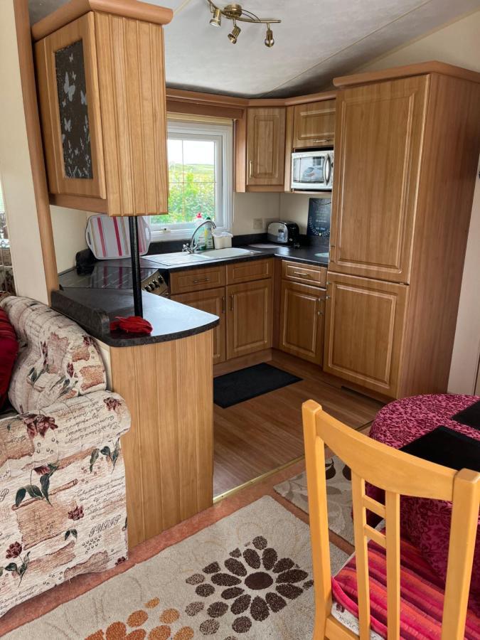 Seaside Chalet Βίλα Quilty Εξωτερικό φωτογραφία